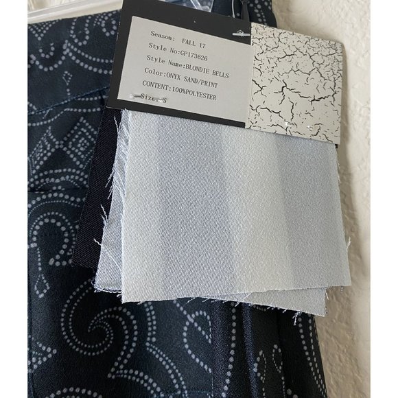 Sea Gypsies by Lost Blondie Bells Wide leg pants Size Small NWT - Picture 3 of 5